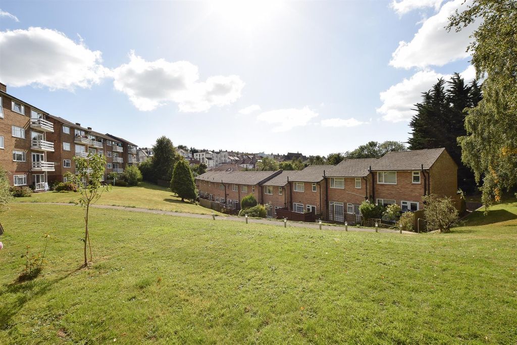 Additional image 2 of 2 bed flat for saleOld London Road, Hastings TN35