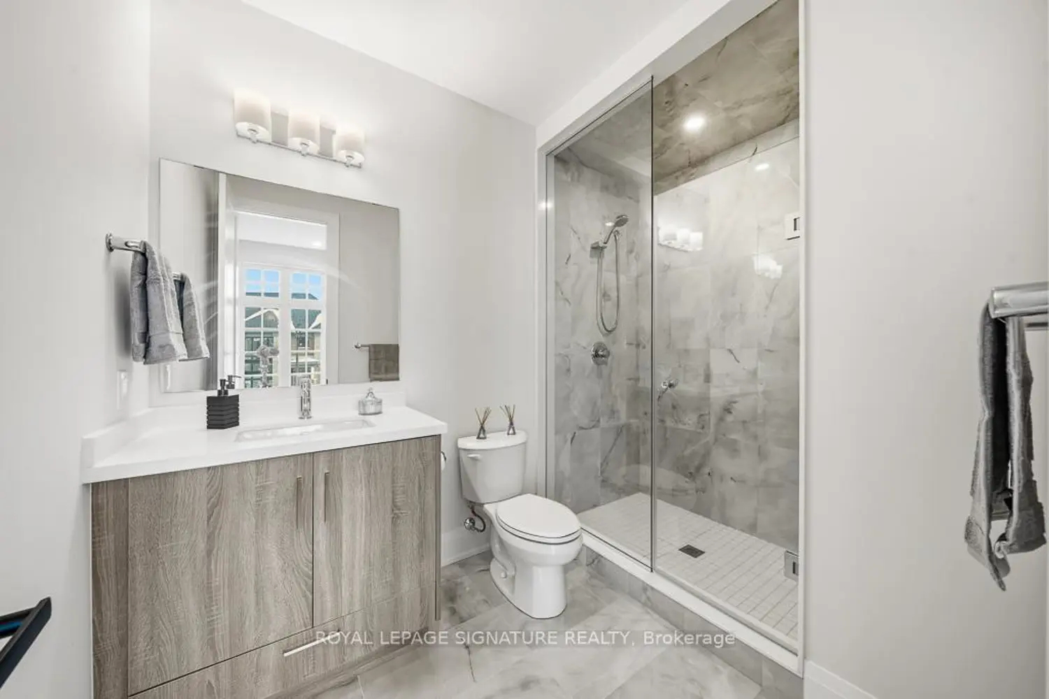 Additional image 15 of 16 Gianvito Crescent