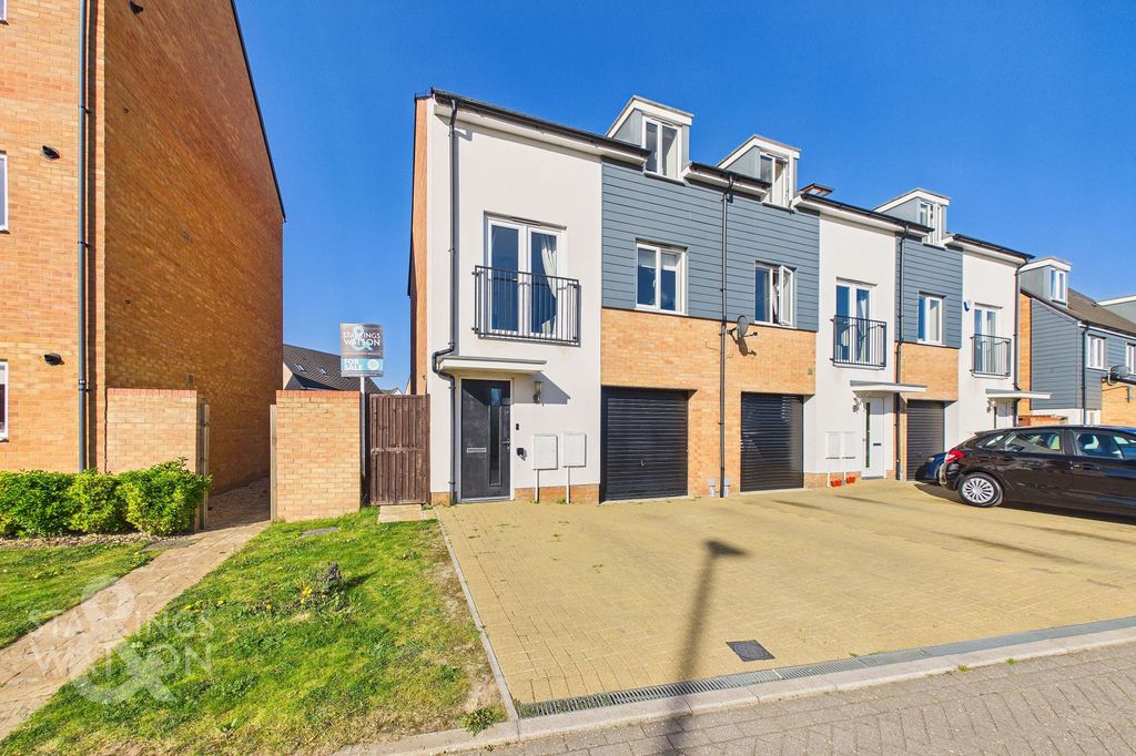 Additional image 20 of 4 bed end terrace house for saleJutland Rise, Wymondham NR18