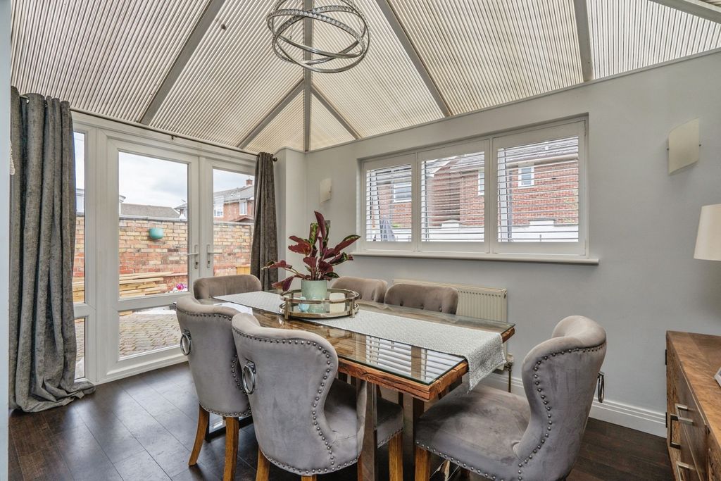 Additional image 2 of 3 bed semi-detached house for saleGodwit Road, Southsea, Hampshire PO4