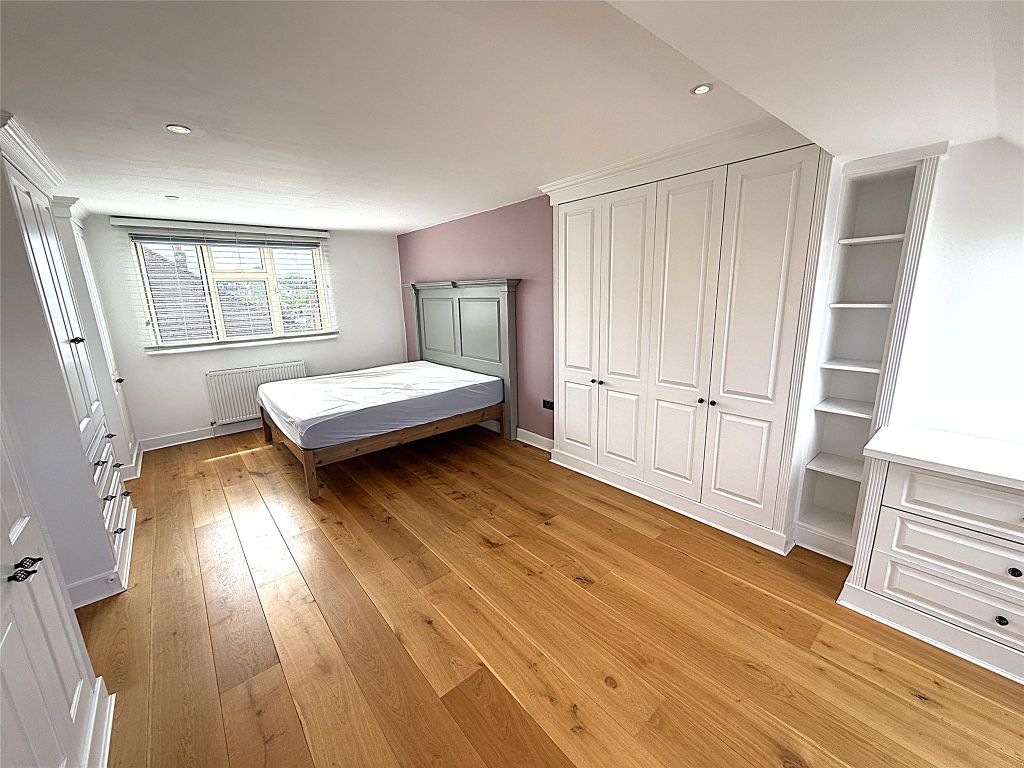 Additional image 17 of 5 bed semi-detached house for saleDownfield, Worcester Park KT4
