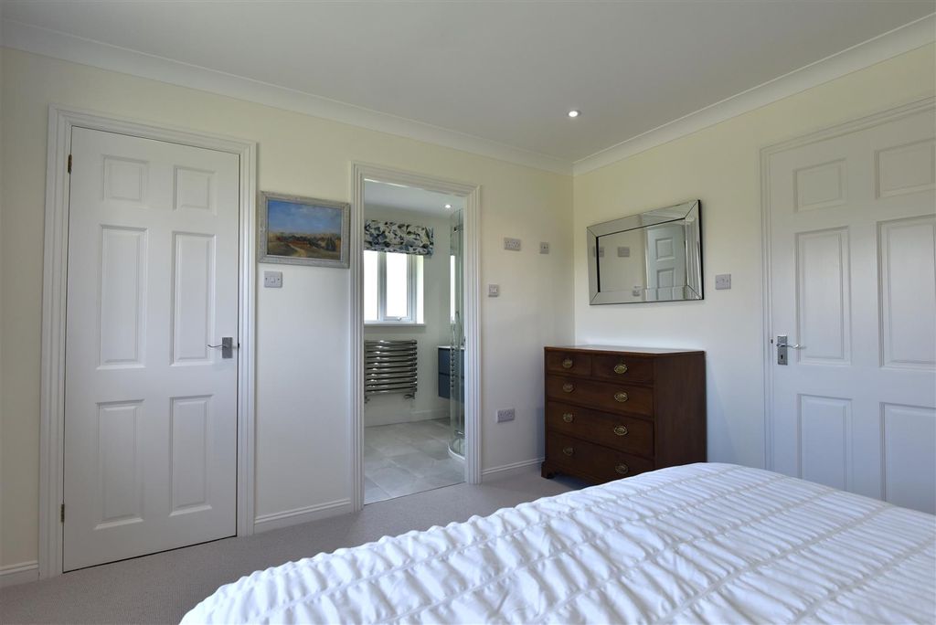 Additional image 8 of 3 bed detached bungalow for saleSwallowfields, Gillingham SP8