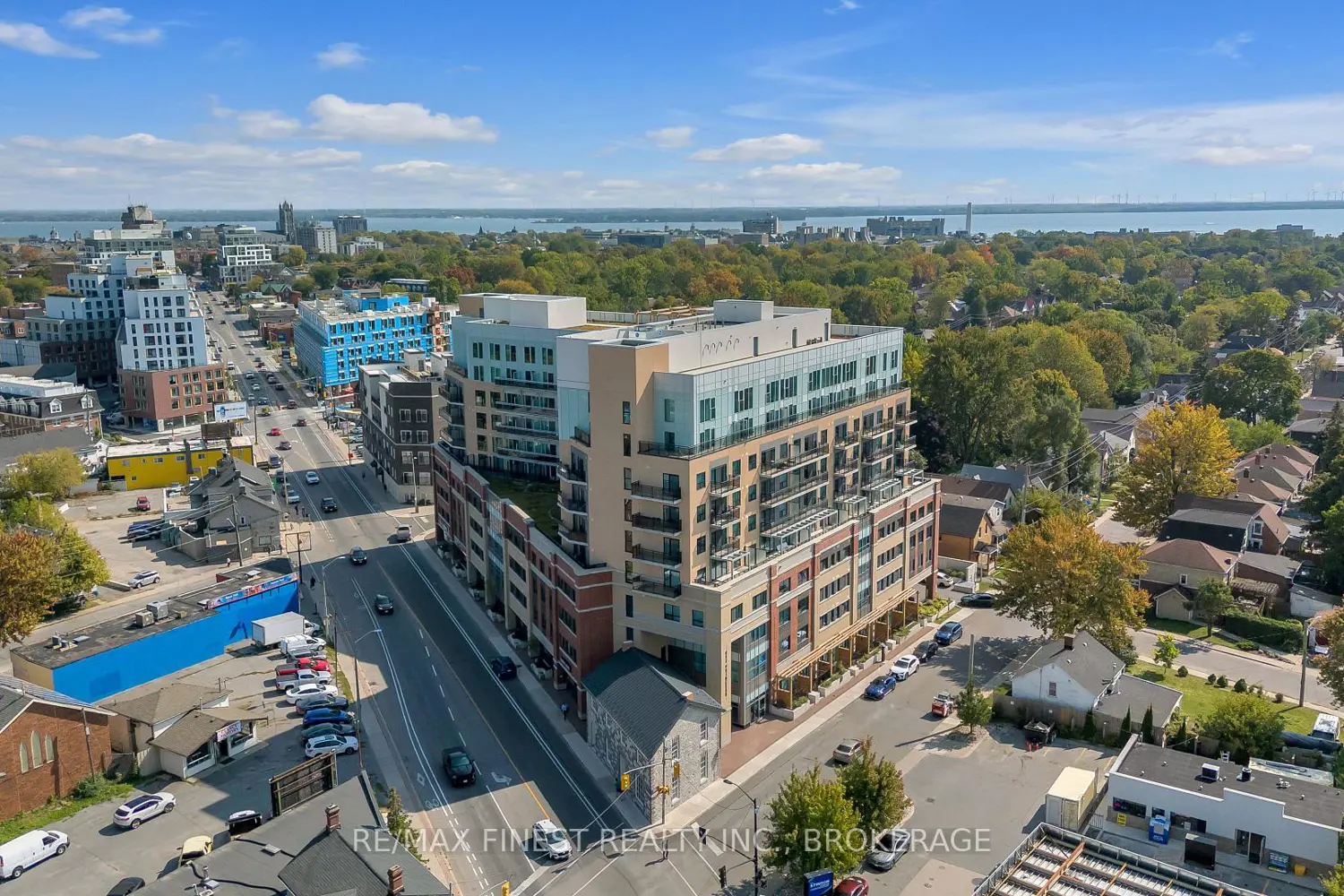 652 Princess Street 340