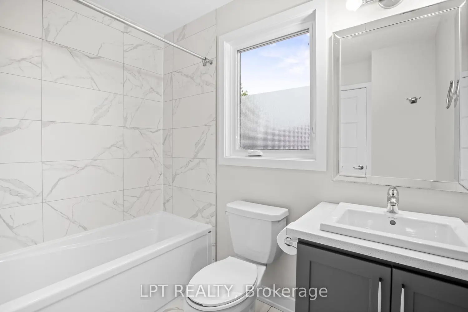 Additional image 16 of 936 Katia Street