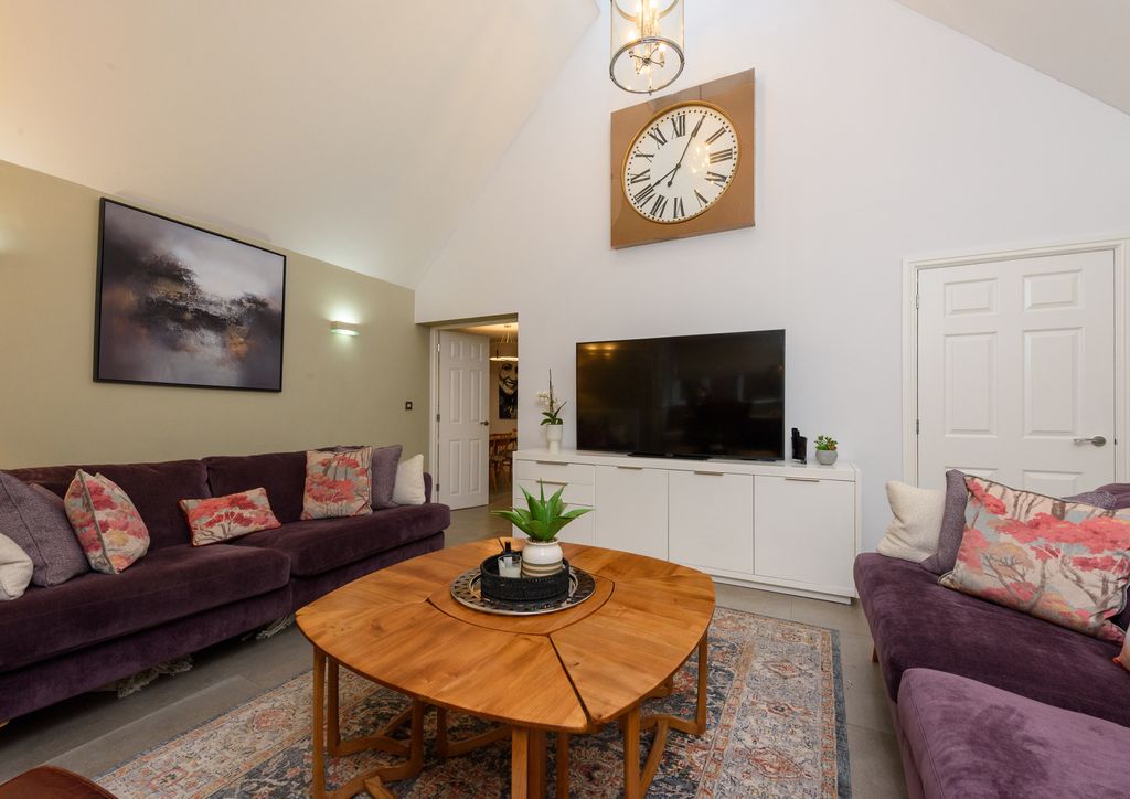 Additional image 4 of 5 bed detached house for saleWorcester, Worcestershire WR3