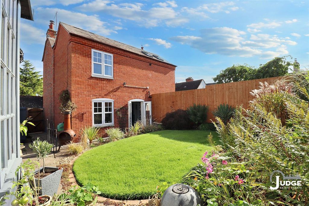 Additional image 39 of 3 bed cottage for saleMain Street, Desford, Leicester LE9