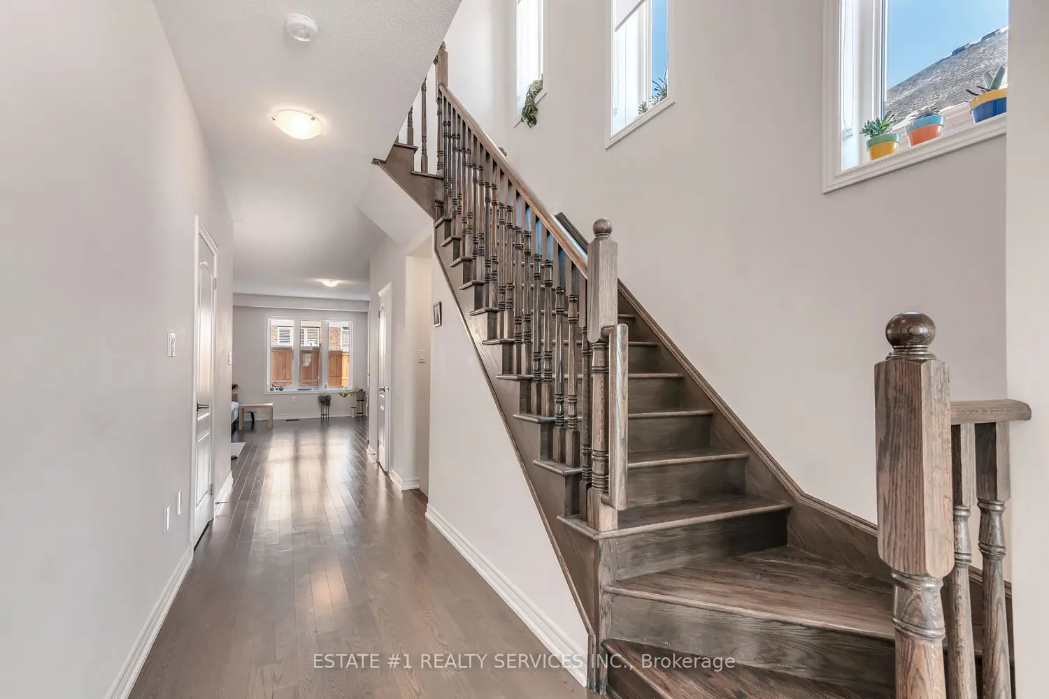 116 Mutrie Boulevard photo 4