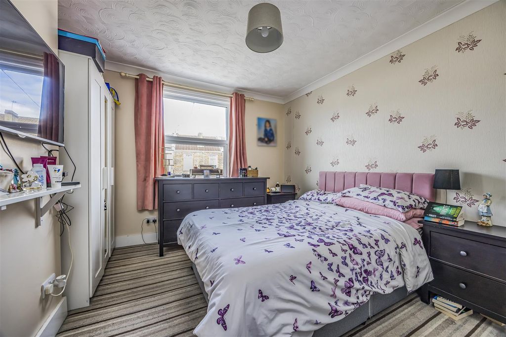 Additional image 12 of 3 bed semi-detached house for saleChesterfield Road, Baffins, Portsmouth PO3