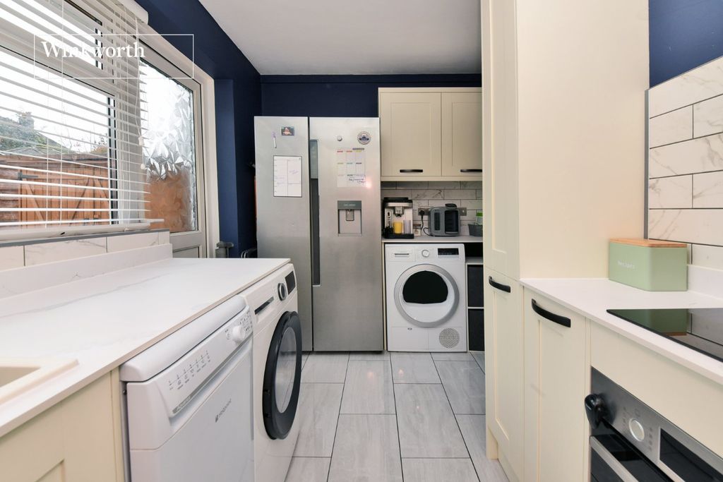 Additional image 6 of 3 bed end terrace house for saleHuntingdon Gardens, Worcester Park KT4