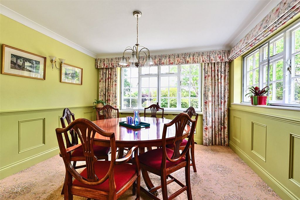 Additional image 8 of 6 bed detached house for saleWhite Horse Lane, Finchampstead, Wokingham, Berkshire RG40