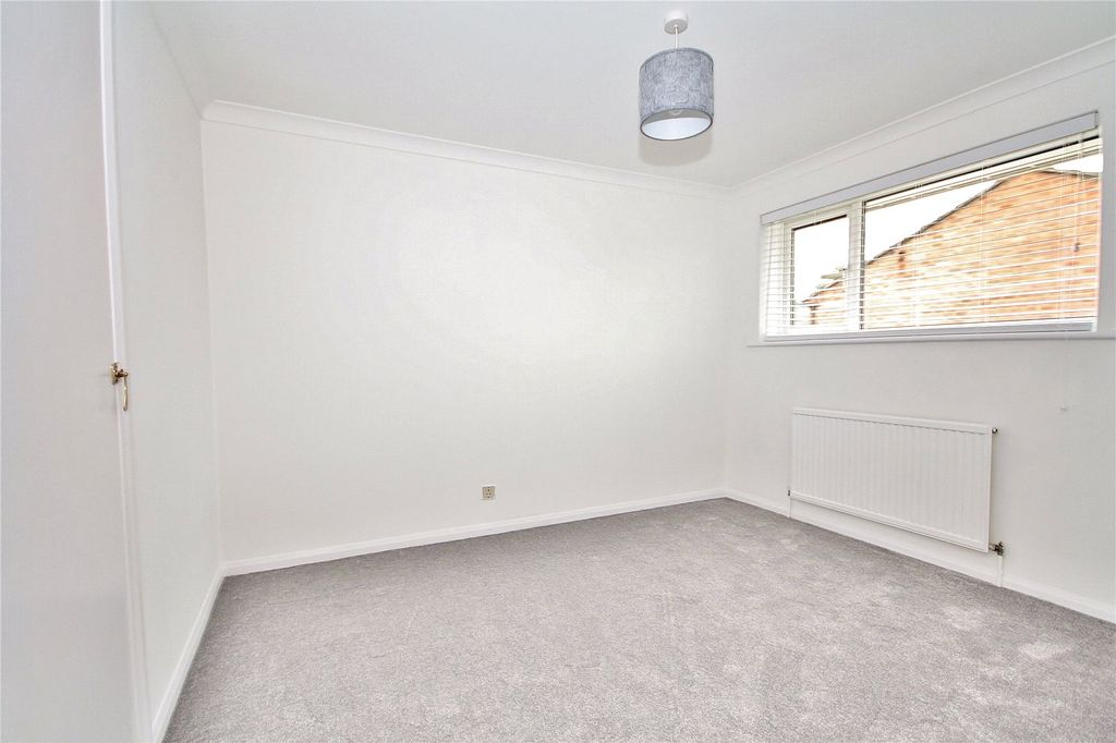 Additional image 8 of 3 bed terraced house for saleFircroft Close, Woking, Surrey GU22