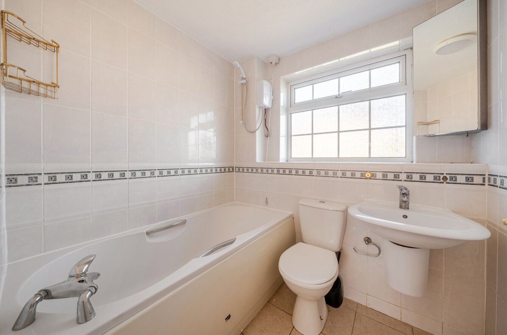 Additional image 7 of 3 bed semi-detached house for saleGoldcrest Gardens, Lordswood, Southampton, Hampshire SO16