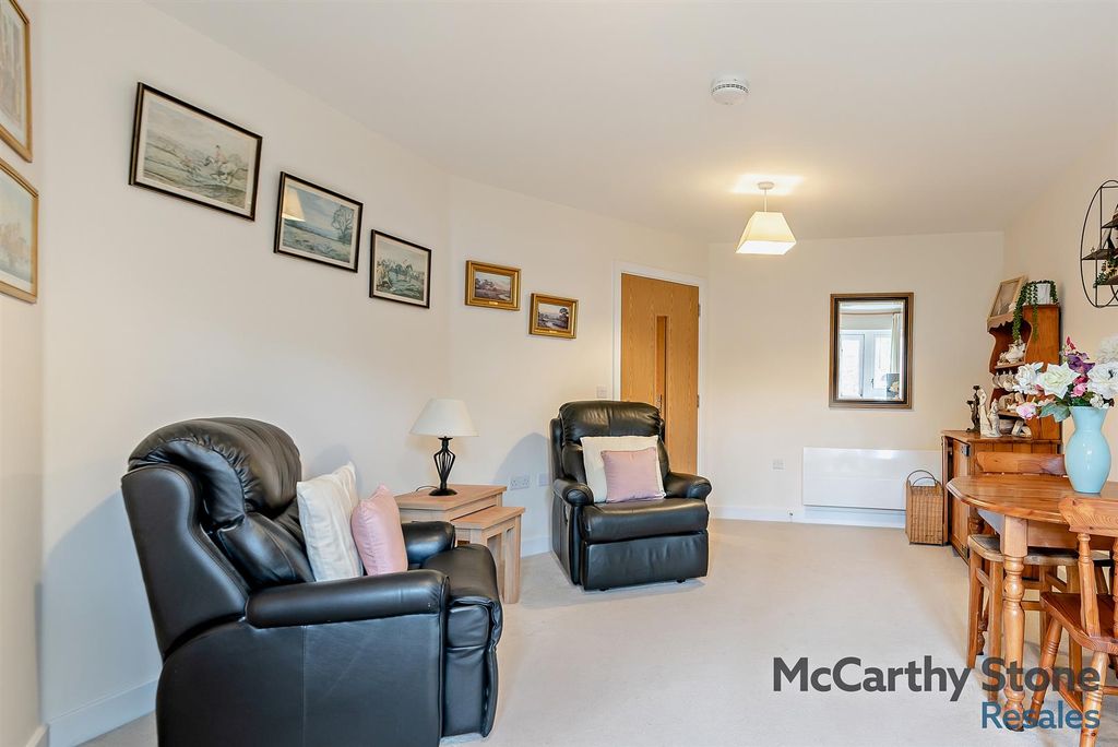 Additional image 5 of 1 bed flat for sale8 Hampton Place, Hampton Close, Southampton SO15