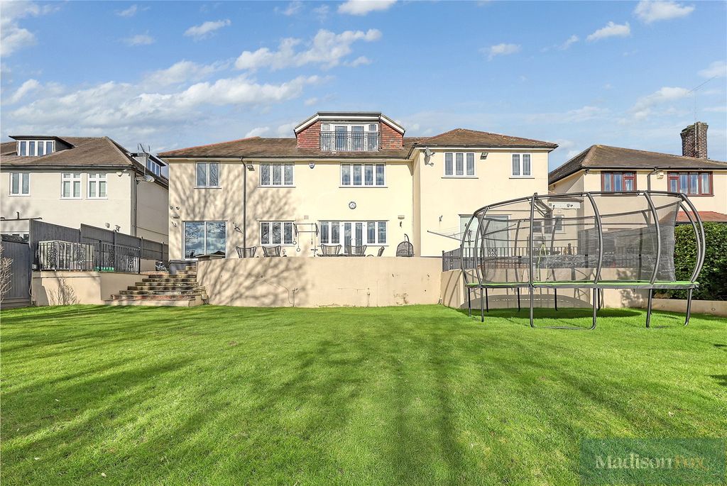 Additional image 45 of 5 bed detached house for saleThe Dell, Woodford Green IG8