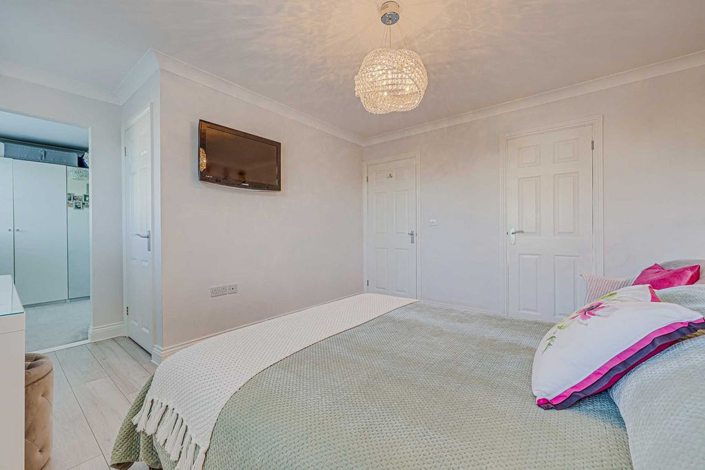 Additional image 19 of 4 bed detached house for saleCharters Court, Wickford SS11