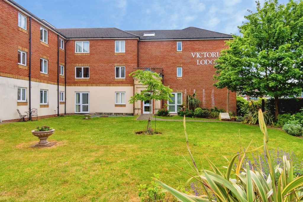 Additional image 17 of 2 bed flat for saleHighfield Lane, Southampton SO17