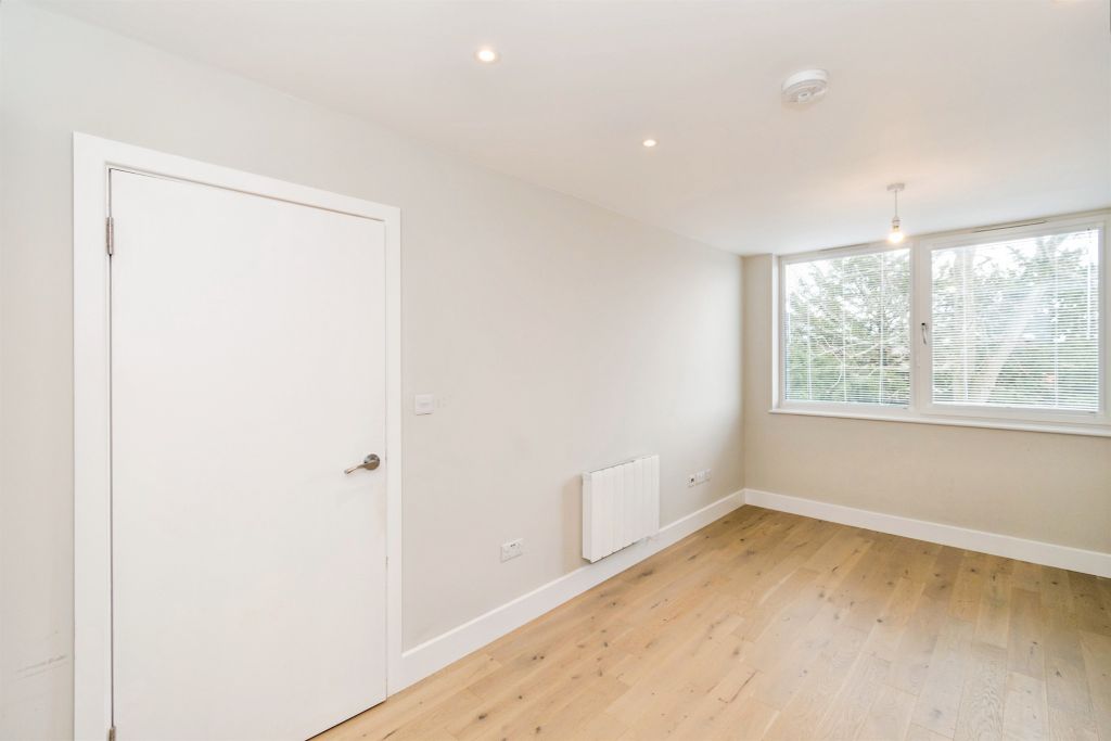 Additional image 5 of 1 bed flat for saleRomsey Road, Southampton SO16