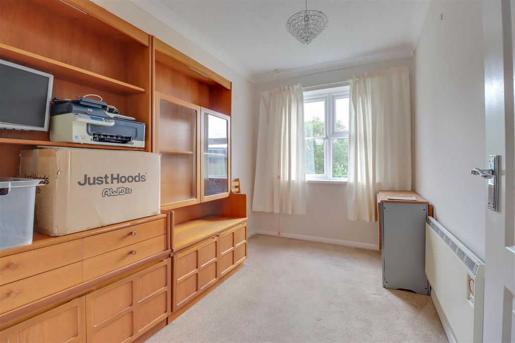 Additional image 8 of 2 bed flat for saleStilemans, Wickford SS11