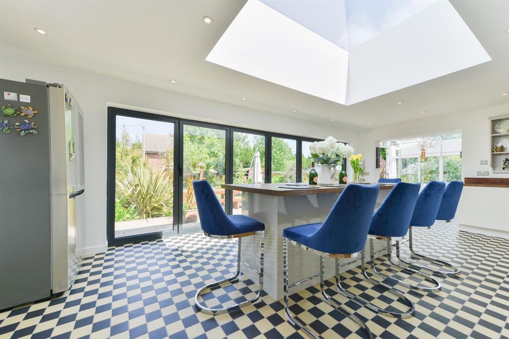 Additional image 10 of 4 bed detached house for saleMolehill Road, Chestfield, Whitstable CT5