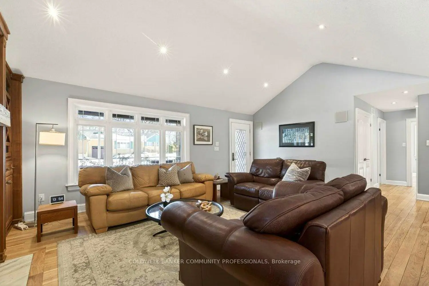 Additional image 3 of 389 Clarendon Drive