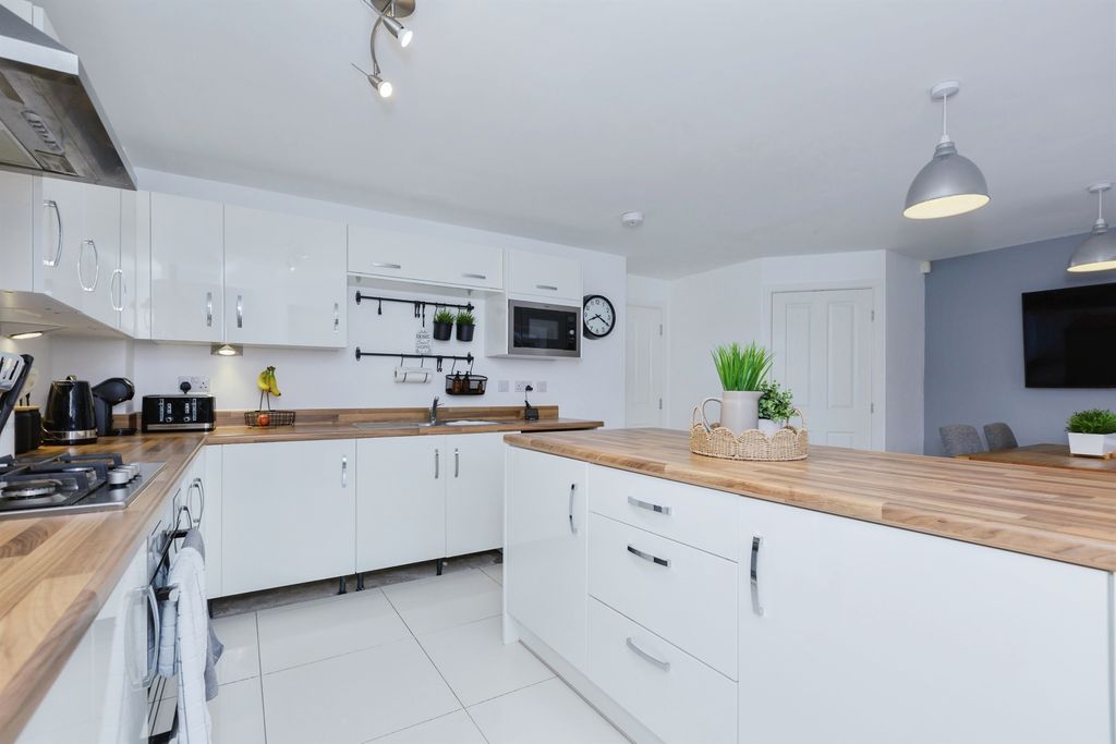 Additional image 2 of 4 bed detached house for saleHopper Way, Whetstone, Leicester LE8