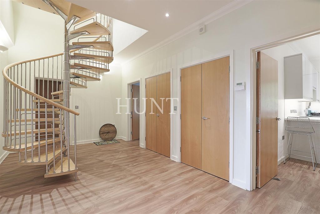 Additional image 12 of 4 bed flat for saleThe Manor, Repton Park, Woodford Green, Essex IG8