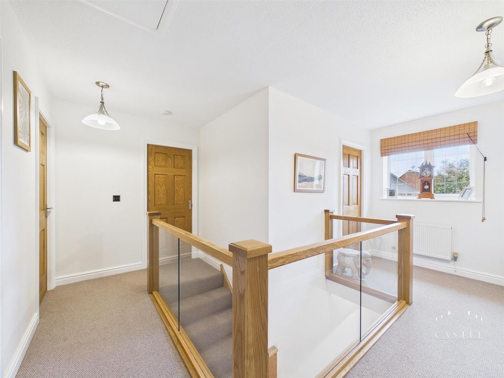 Additional image 17 of 5 bed detached house for saleLychgate Close, Burbage, Hinckley LE10