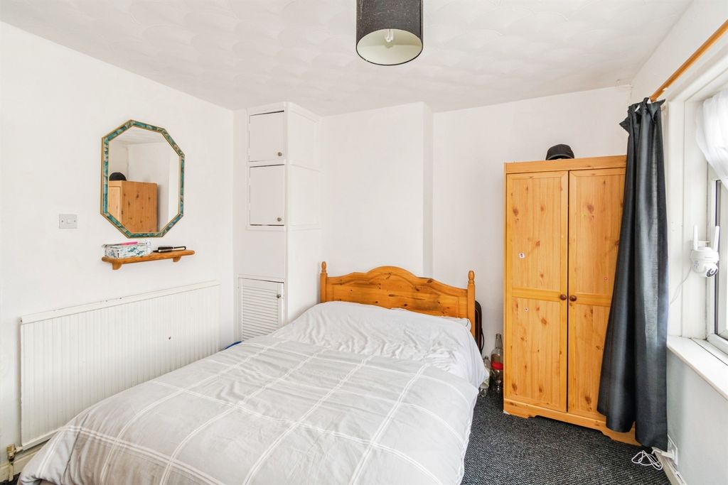 Additional image 13 of 2 bed end terrace house for saleCoxford Drove, Southampton SO16