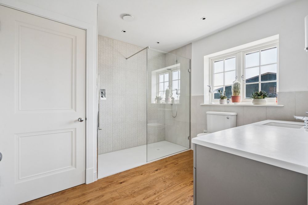Additional image 27 of 6 bed detached house for saleThe Vale, Wokingham RG40