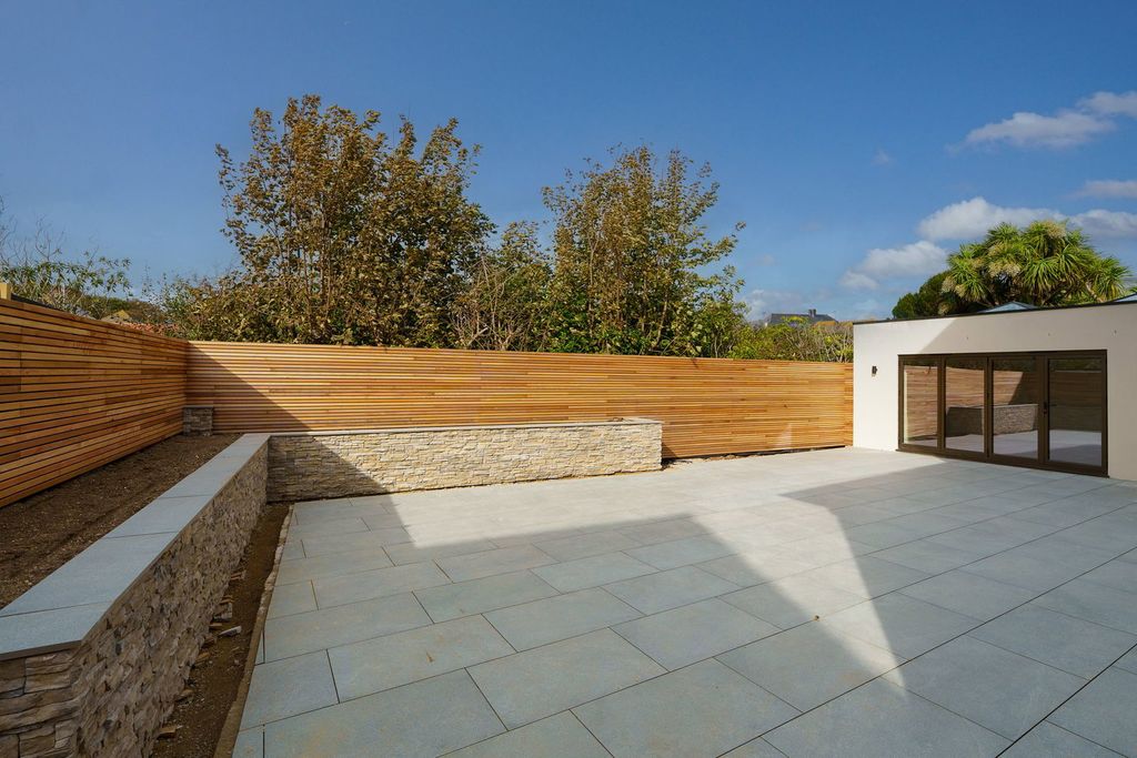 Additional image 22 of 5 bed detached house for saleMarine Drive, Goring-By-Sea, Worthing BN12