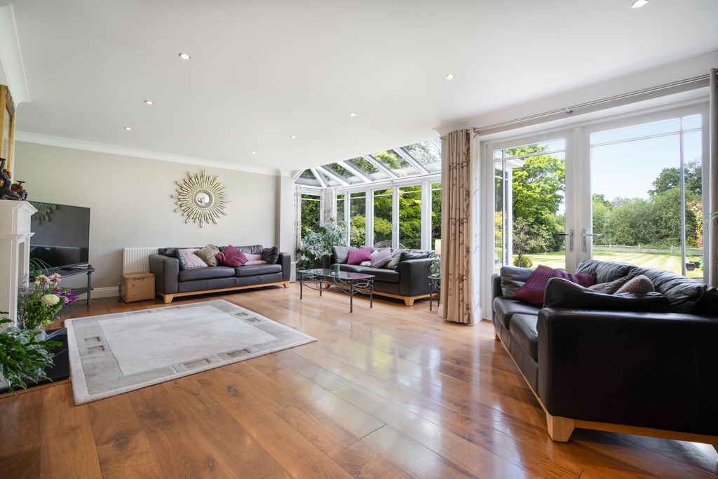 Additional image 17 of 4 bed detached house for saleNew Road, Windlesham GU20