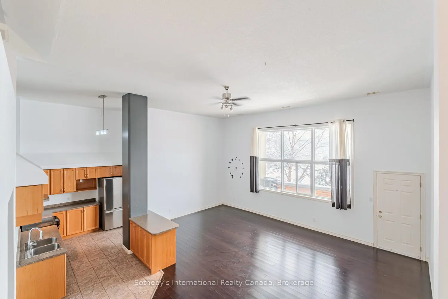 Additional image 15 of 111 Grey Street 213