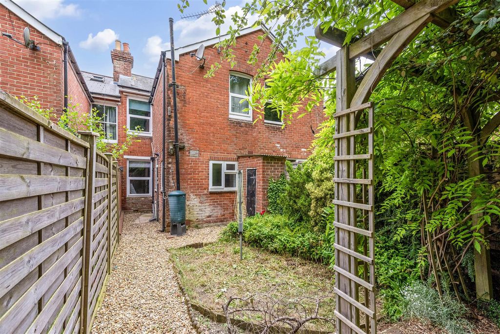 Additional image 17 of 1 bed maisonette for saleBrassey Road, Winchester SO22