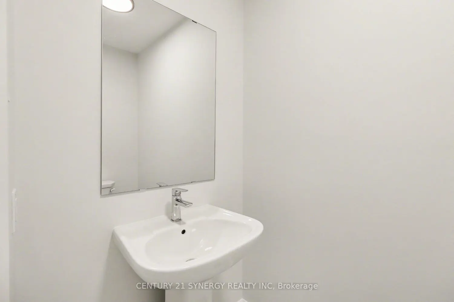 71 Villeneuve Street photo 3