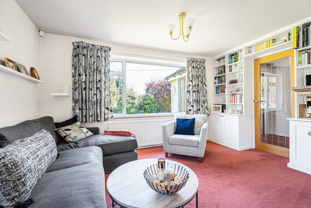 Additional image 3 of 3 bed bungalow for saleGreen Lane, Woodstock OX20