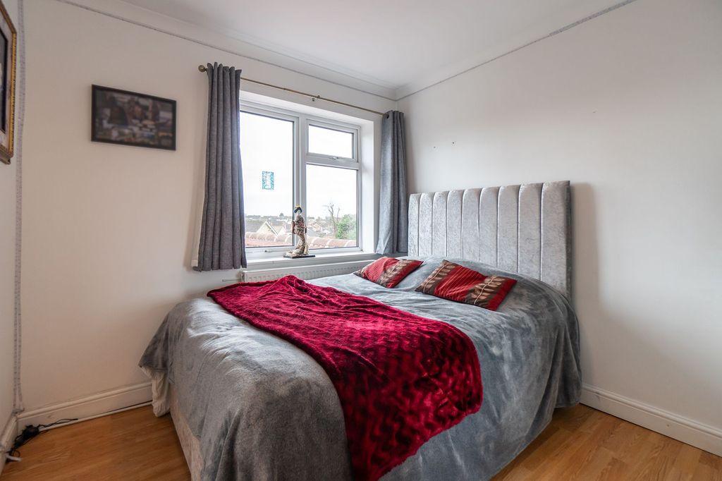 Additional image 27 of 4 bed semi-detached house for saleHigh Leys Drive, Oadby LE2