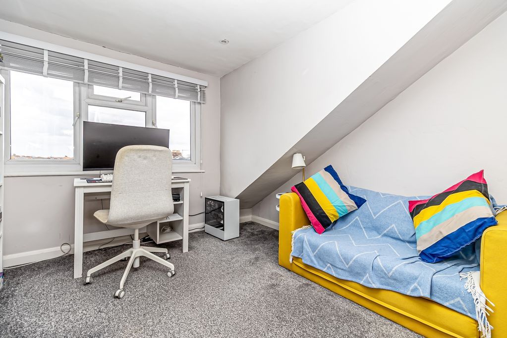 Additional image 24 of 4 bed town house for saleHester Road, Southsea PO4