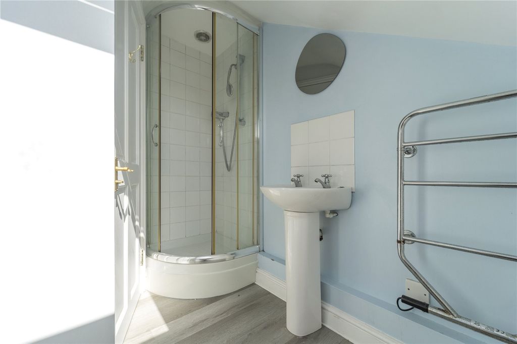 Additional image 21 of 5 bed semi-detached house for saleCharlton Road, Southampton, Hampshire SO15