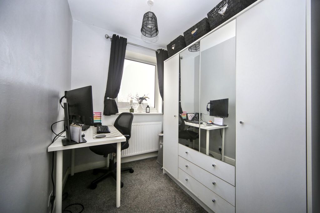 Additional image 21 of 3 bed semi-detached house for salePetworth Avenue, Wigan WN3