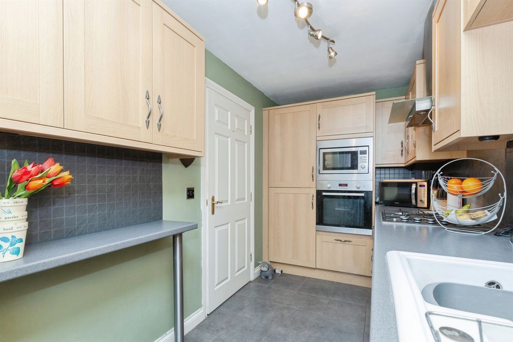 Additional image 6 of 3 bed semi-detached house for saleRussett Close, Barwell, Leicester LE9