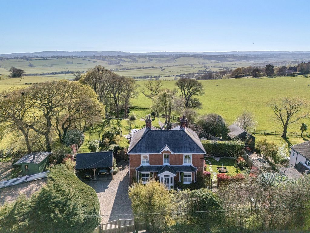 3 bed detached house for saleUdimore TN31
