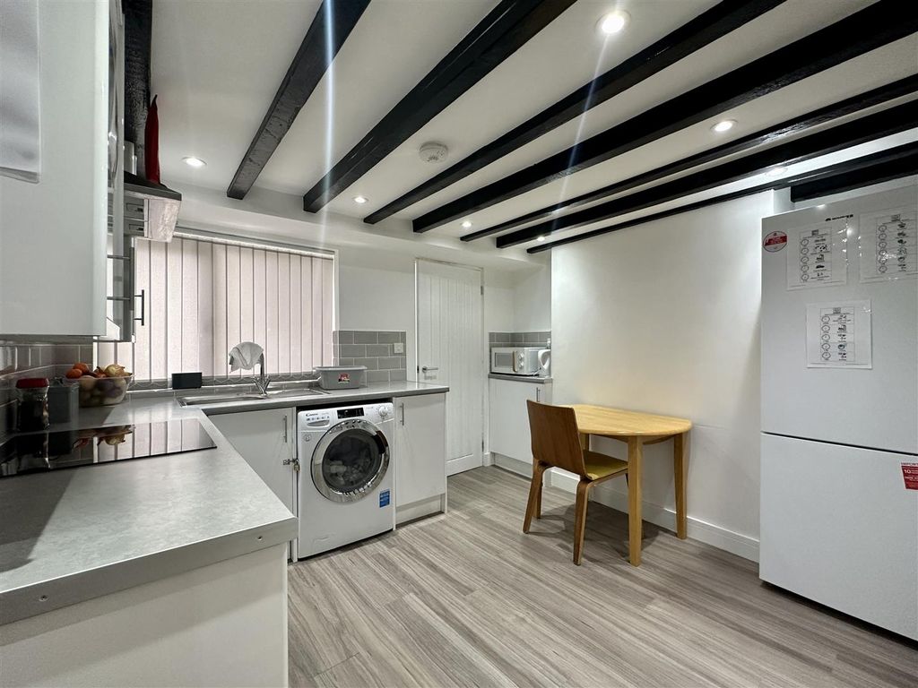 Additional image 7 of 4 bed terraced house for saleBarrow Road, Sileby, Loughborough LE12