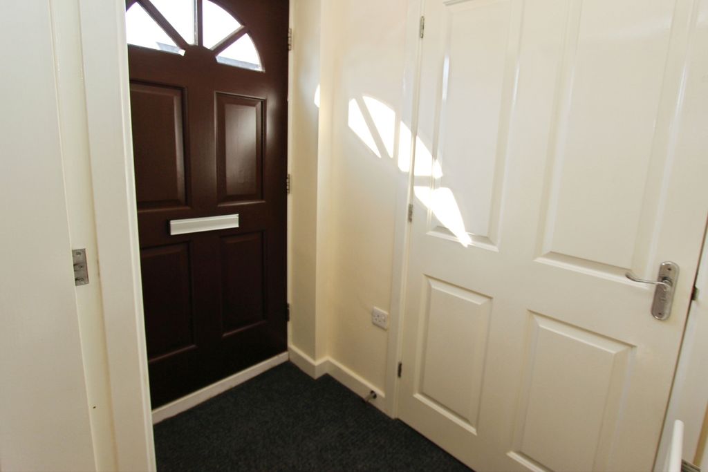 Additional image 13 of 2 bed town house for saleStation Road, Castle Donington, Castle Donington DE74