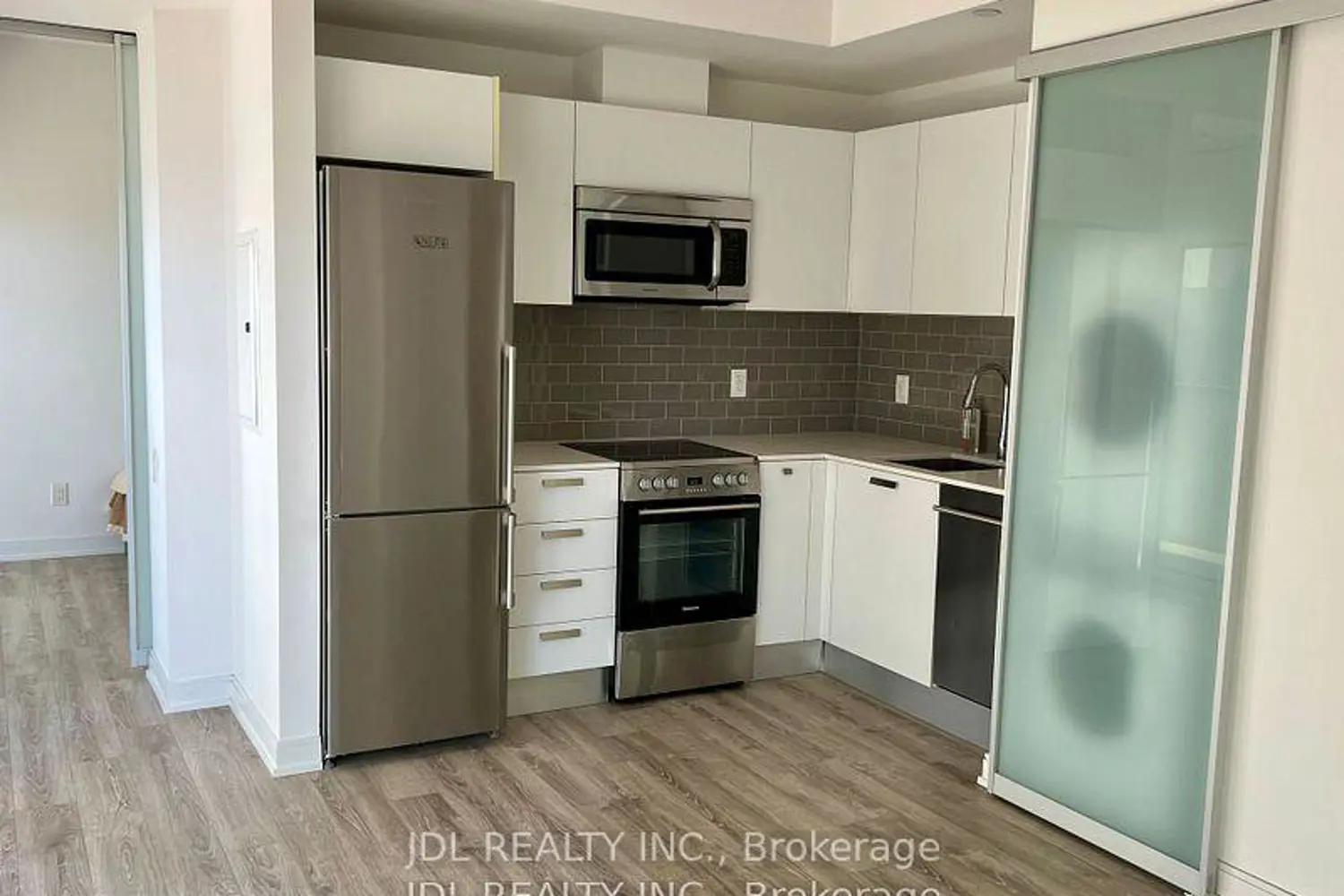 Additional image 2 of 42 Charles Street 3609