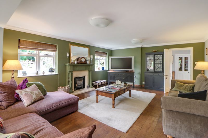 Additional image 23 of 4 bed property for saleSnows Ride, Windlesham GU20