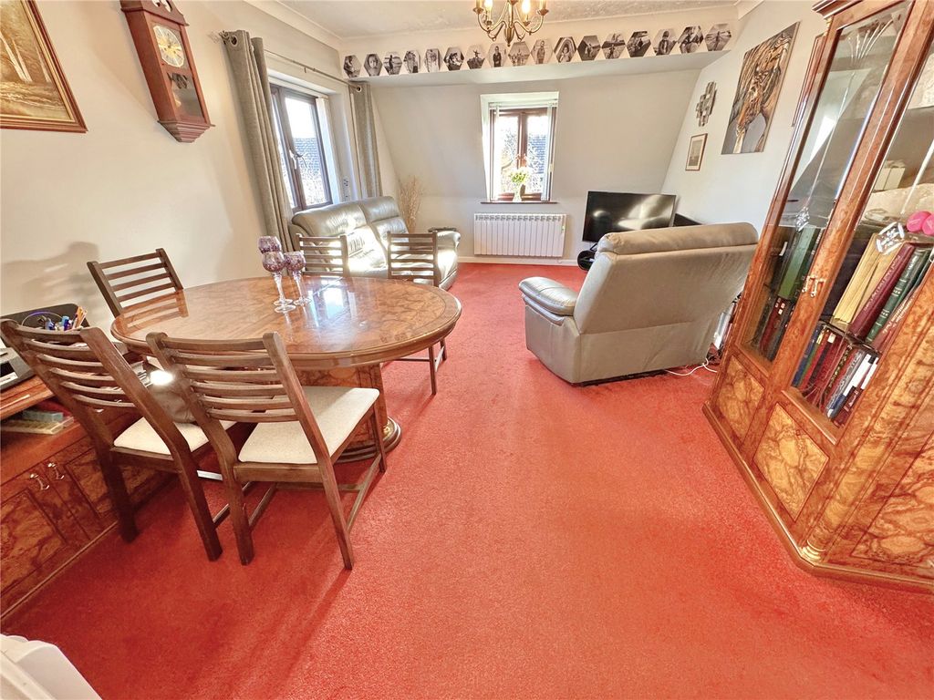 Additional image 5 of 1 bed flat for saleBelmore Lane, Lymington, Hampshire SO41