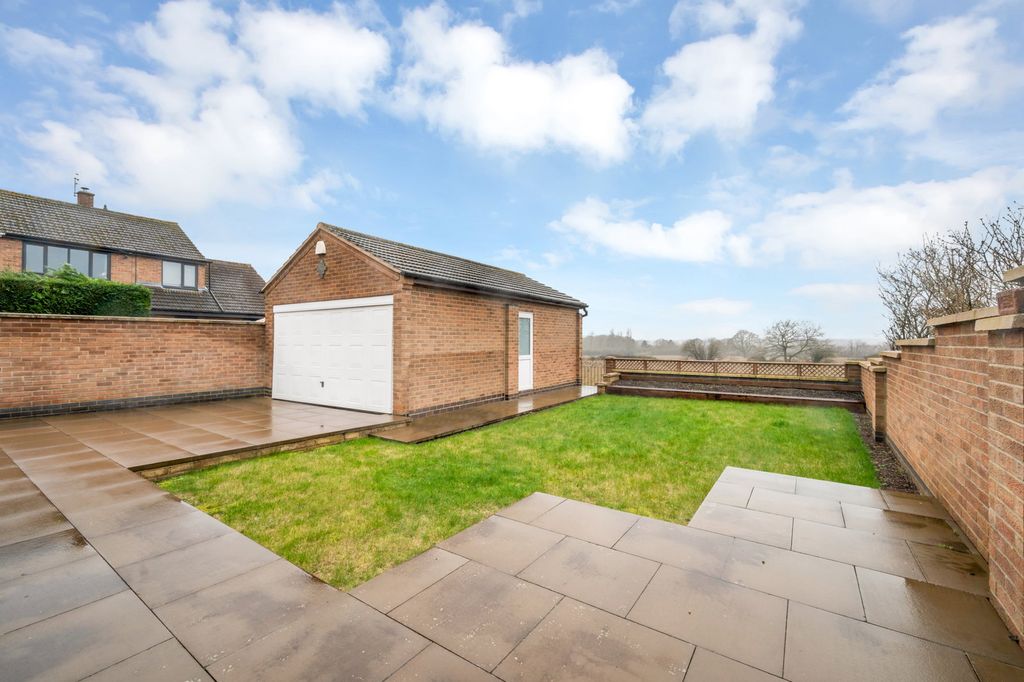 Additional image 11 of 3 bed semi-detached house for salePriory Road, Market Bosworth CV13