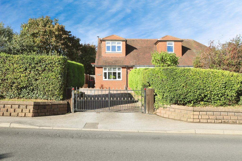 5 bed detached bungalow for saleWorksop Road, Woodsetts, Worksop S81