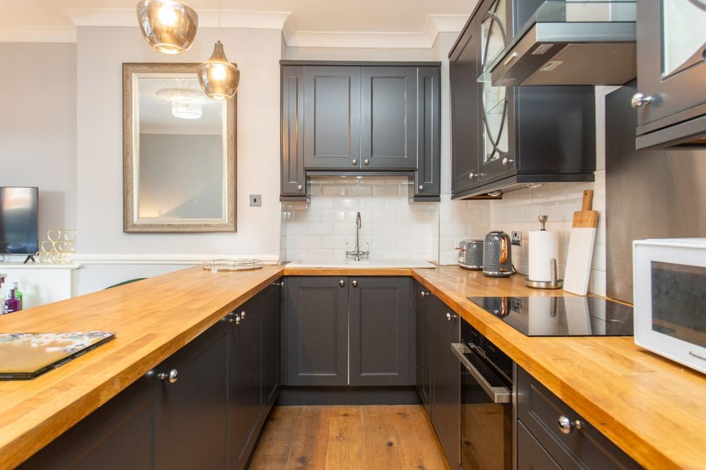 Additional image 4 of 1 bed flat for saleTankerton Road, Whitstable CT5