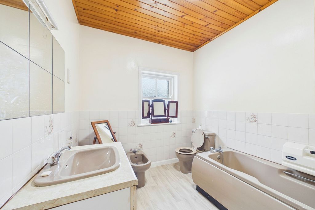 Additional image 12 of 6 bed town house for saleBelle Isle Street, Workington CA14